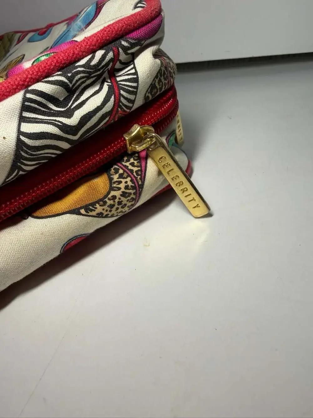 Celebrity Brand Travel Toiletry Bag with All-Over Sunglasses, Handbags Y2K